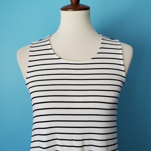 American Eagle Striped Open Back Swing Dress - Picture 3 of 12